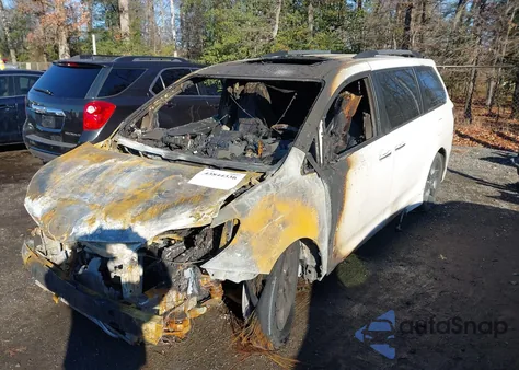 2016 Toyota Sienna Se 8 Passenger from USA, damaged, VIN 5TDXK3DC5GS751259